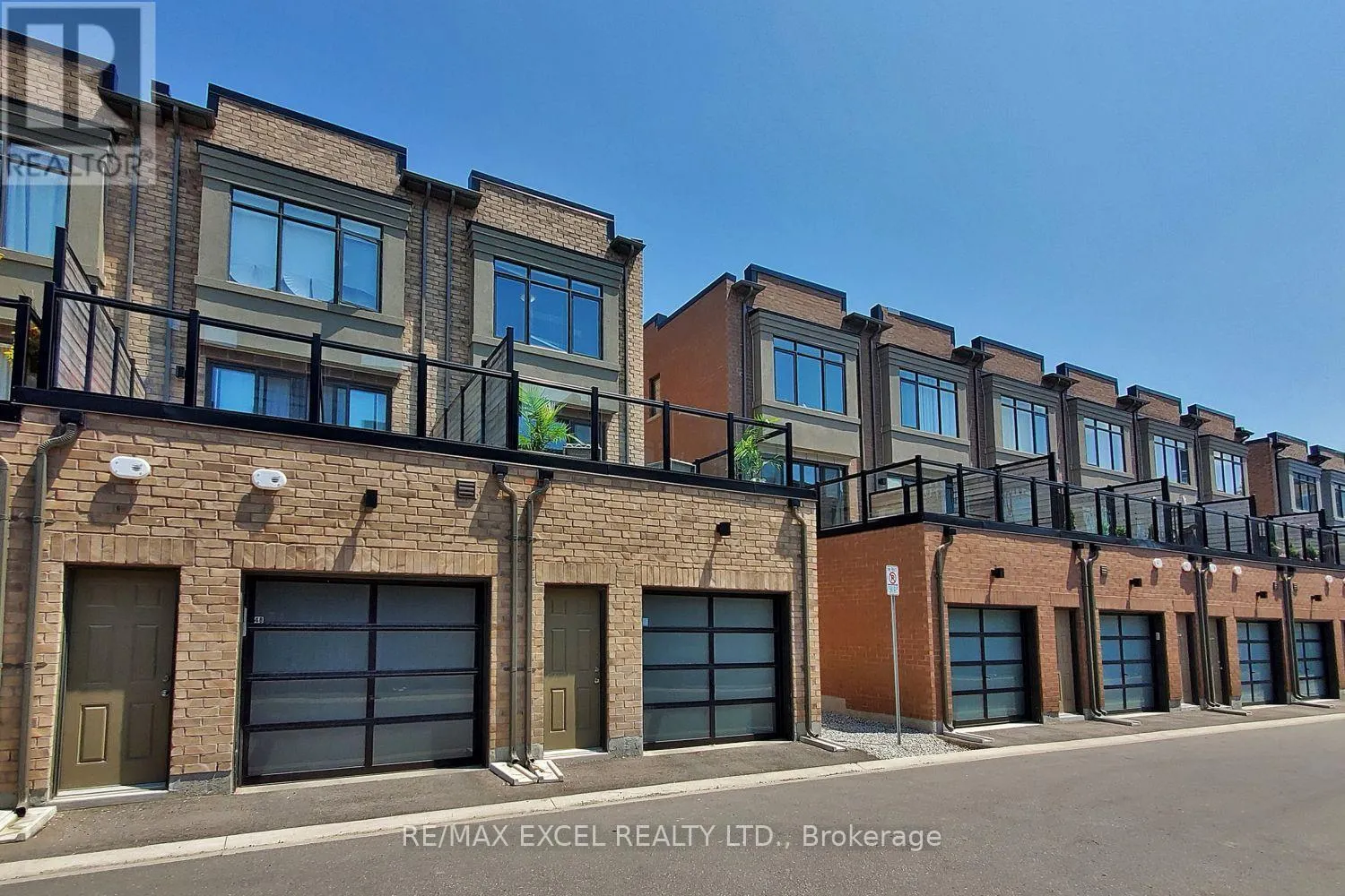 46 TROON AVENUE