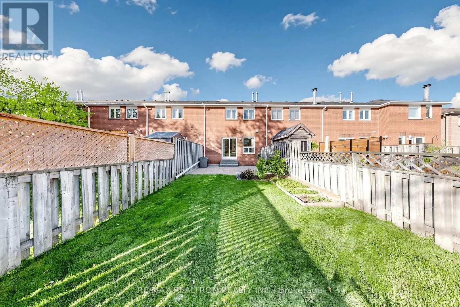 19 CASHEL COURT