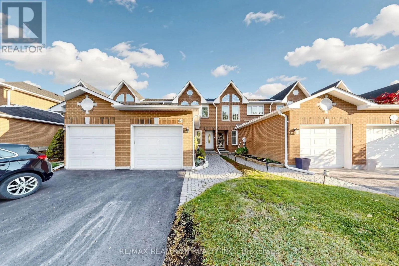 19 CASHEL COURT