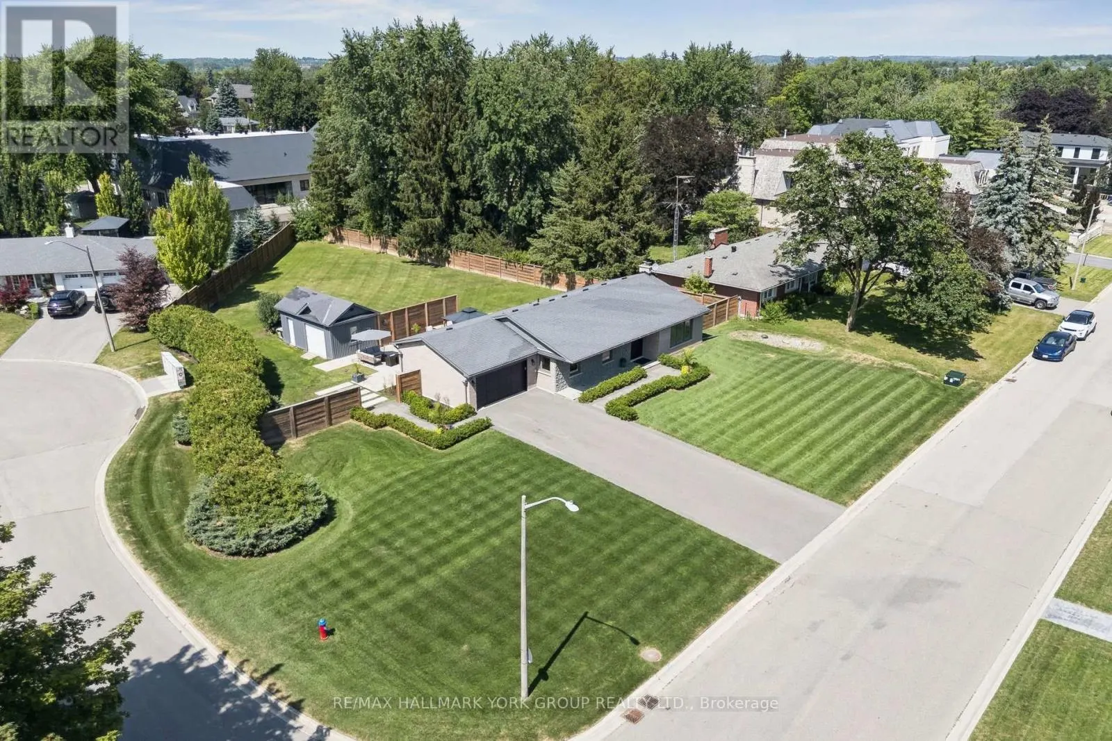 256 BANNER LANE