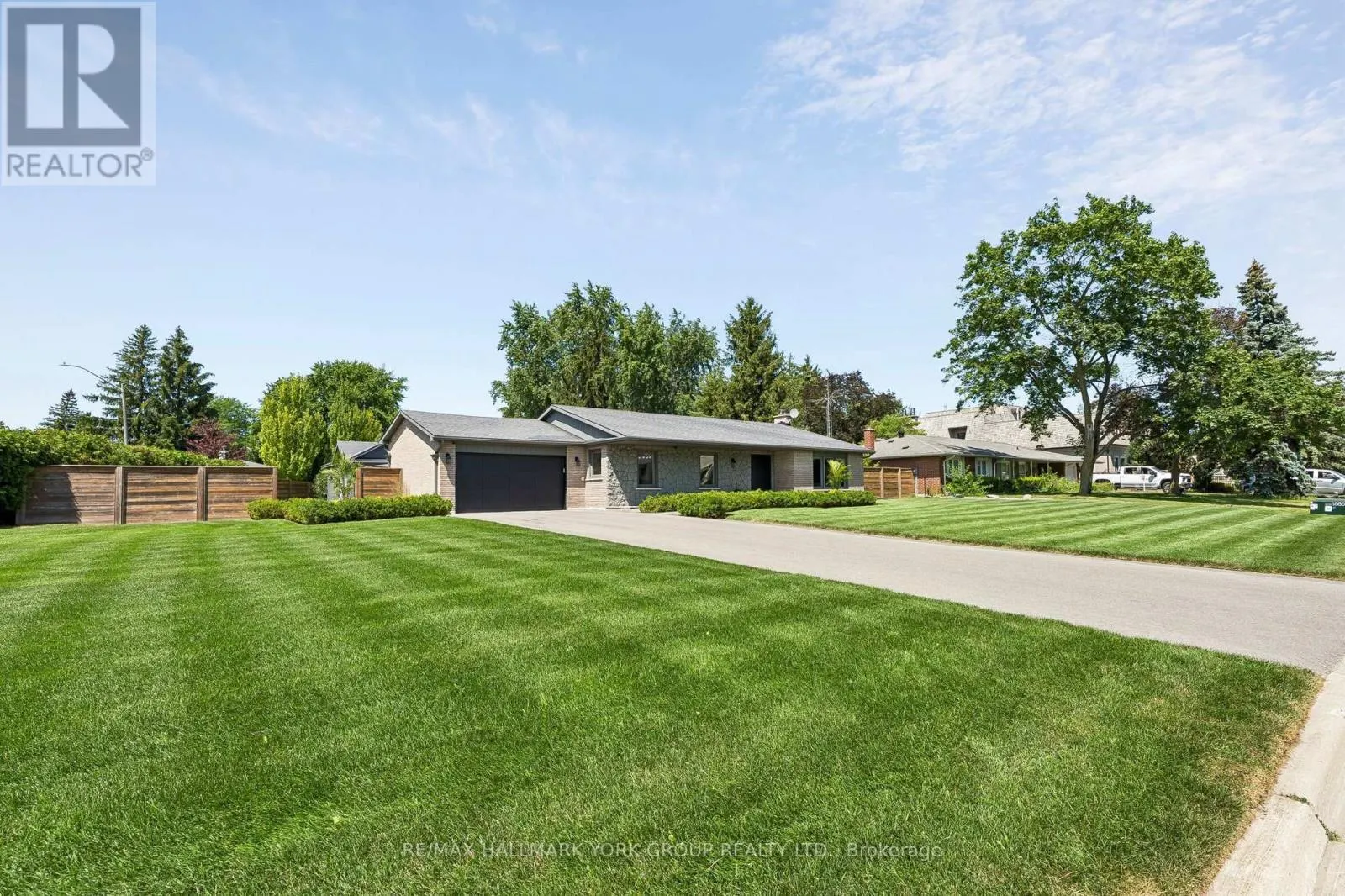 256 BANNER LANE
