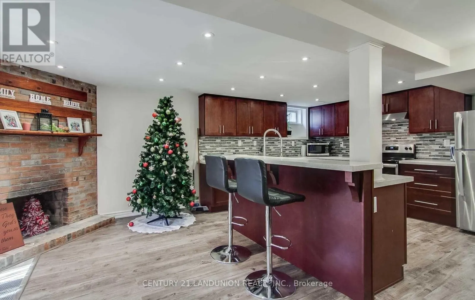 BASEMENT - 27 HAVAGAL CRESCENT