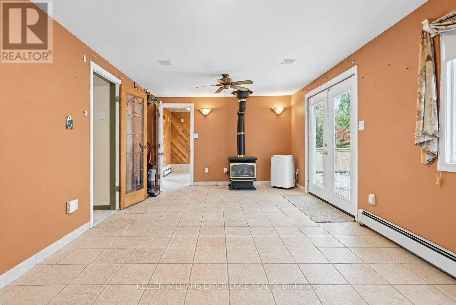 861 JOHN STREET
