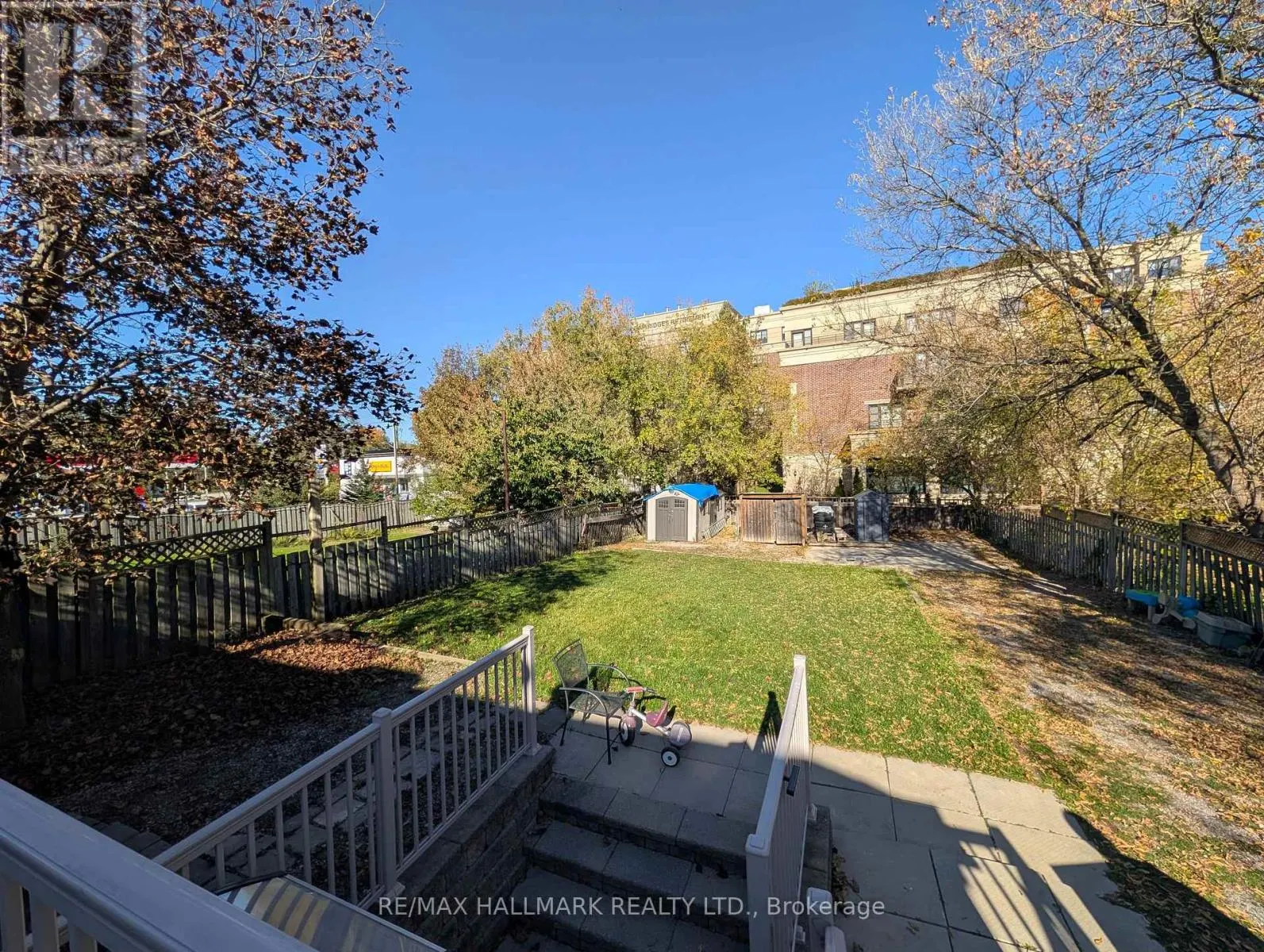 28 LAKE AVENUE