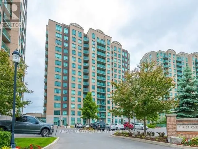 PH13 - 23 ONEIDA CRESCENT
