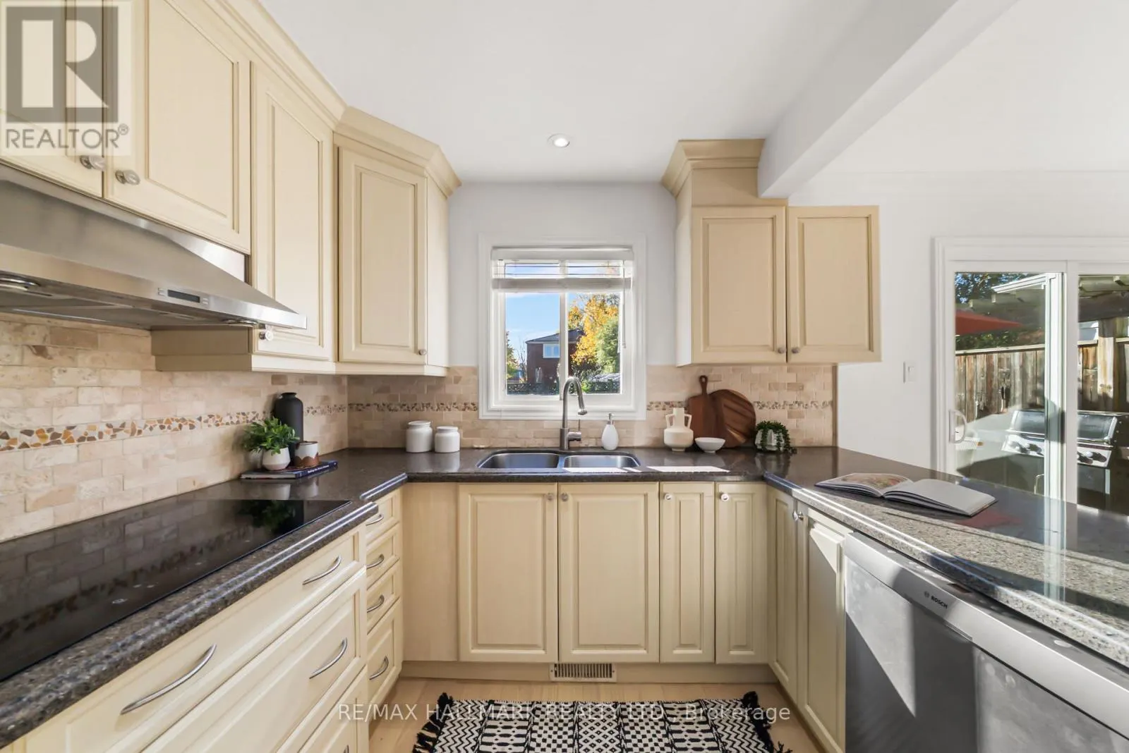 5 CHUMLEIGH CRESCENT