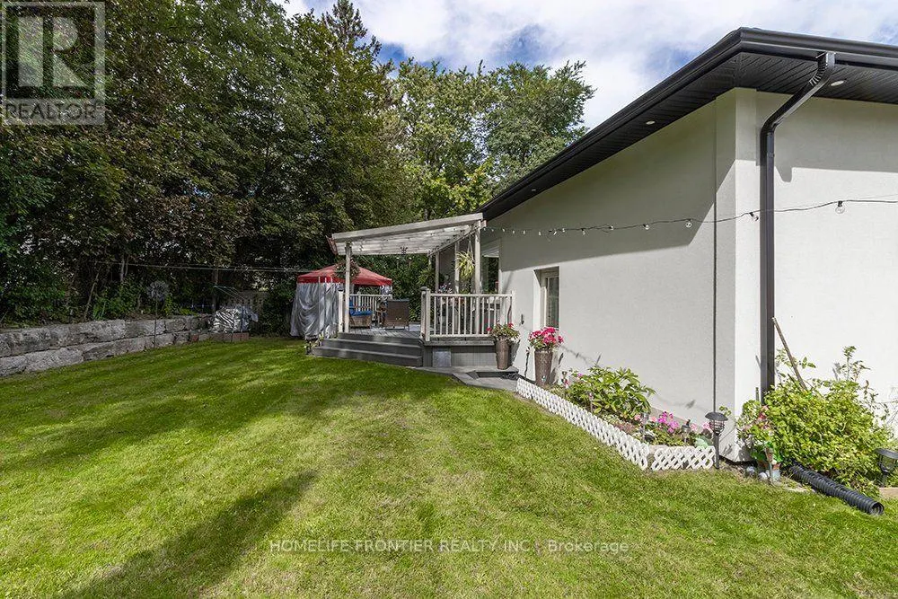32 DAVIDSON ROAD