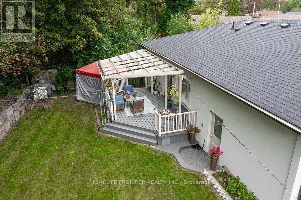 32 DAVIDSON ROAD