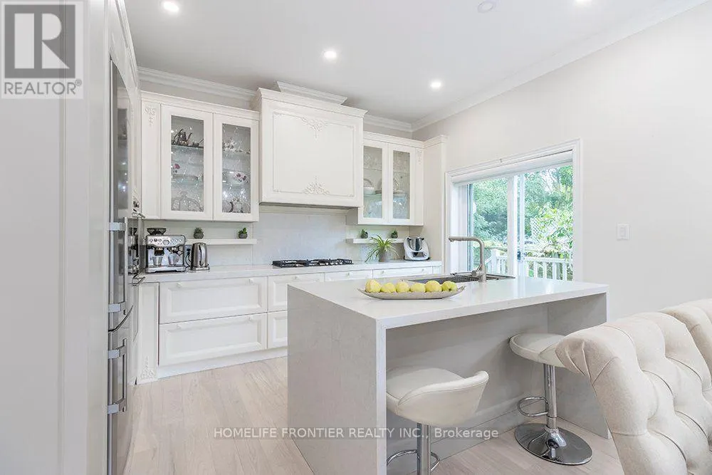 32 DAVIDSON ROAD
