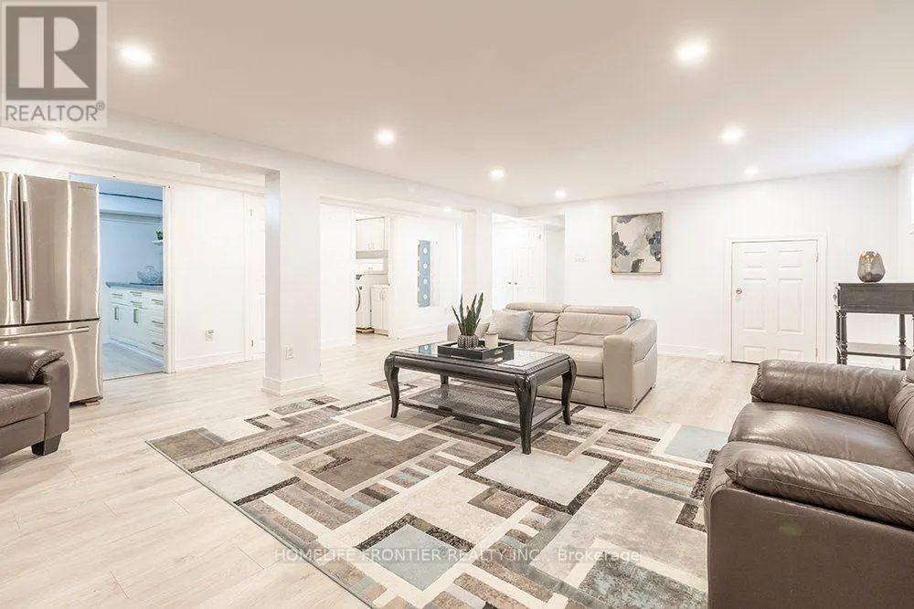 32 DAVIDSON ROAD