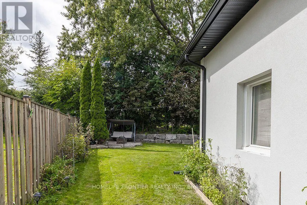 32 DAVIDSON ROAD