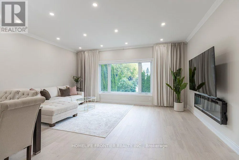 32 DAVIDSON ROAD