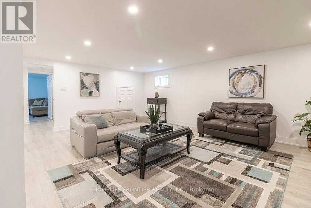 32 DAVIDSON ROAD
