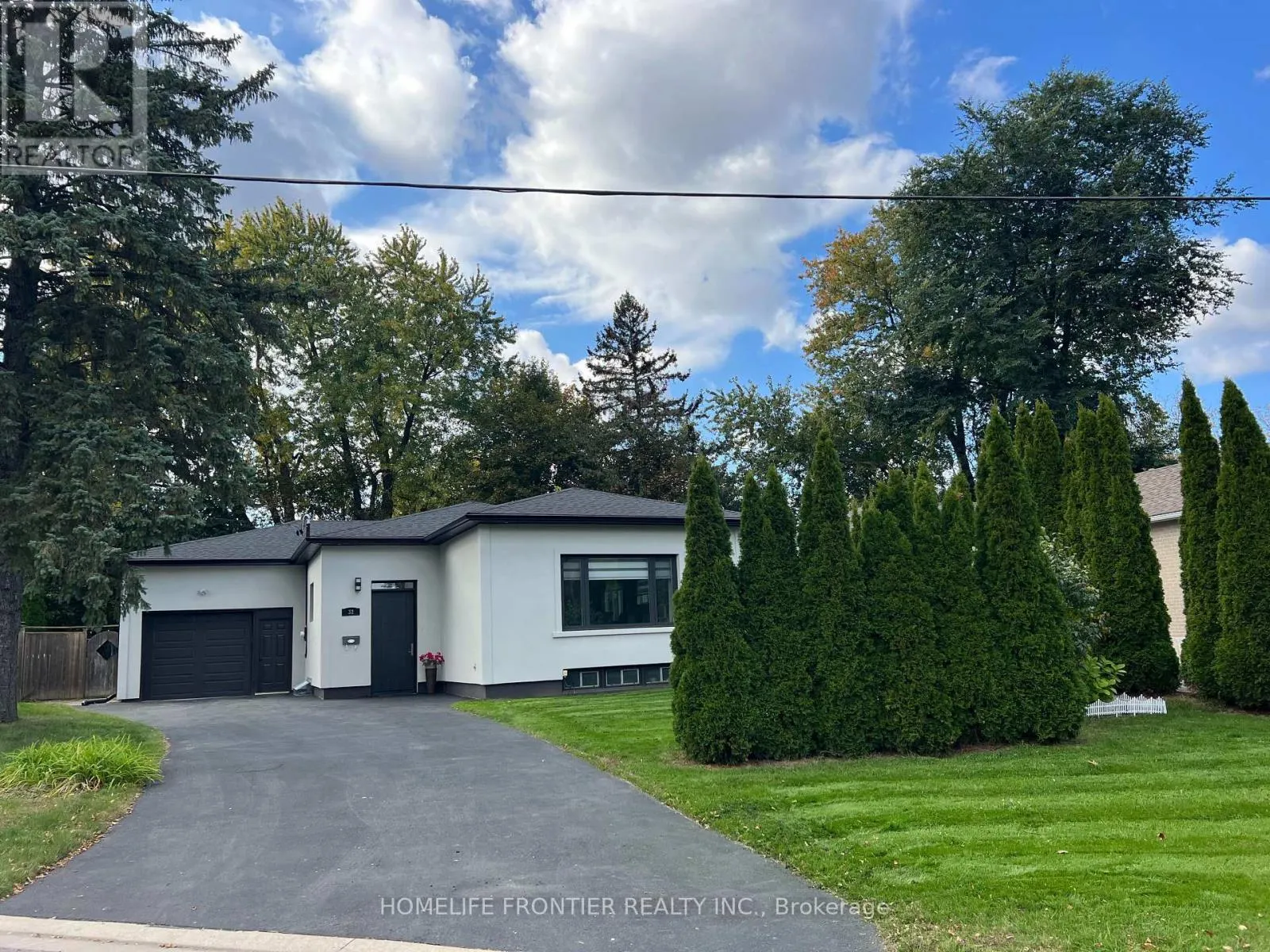 32 DAVIDSON ROAD