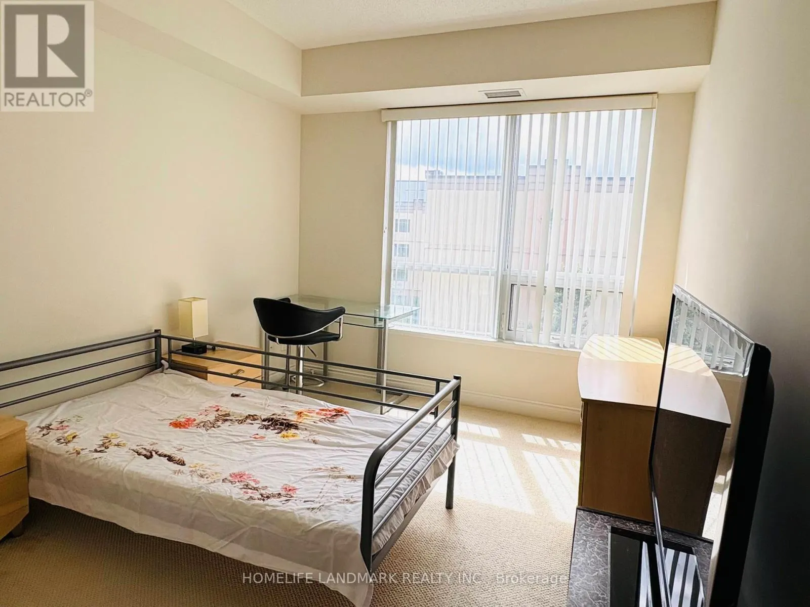 386 - 11211 YONGE STREET
