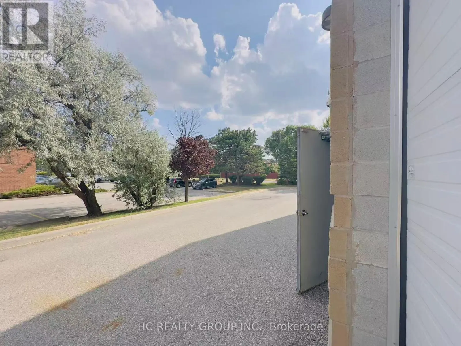 2 - 195 CLAYTON DRIVE