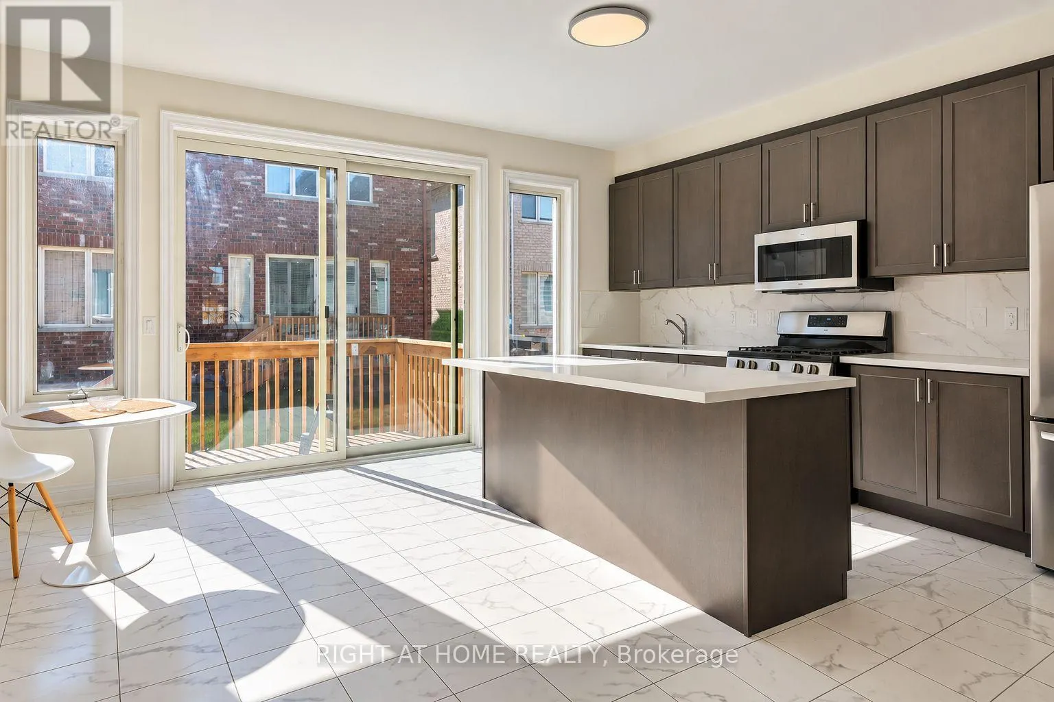 23 BRUCE WELCH AVENUE