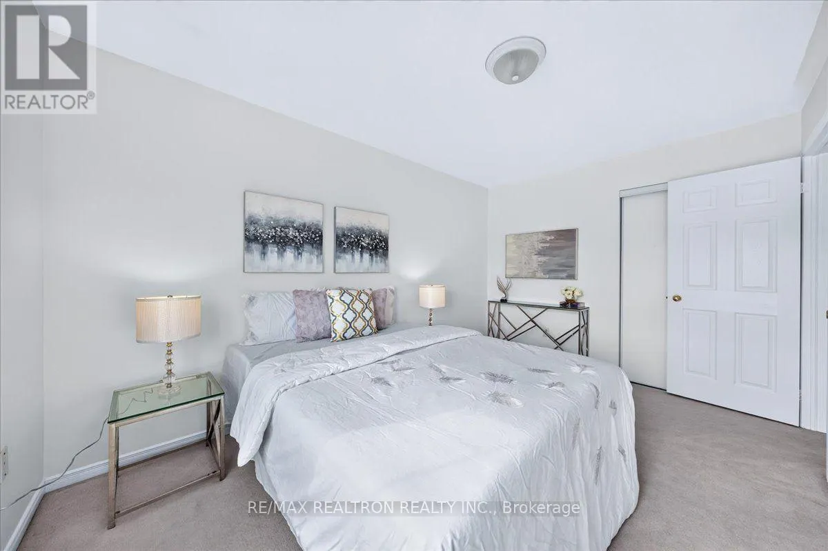 106 LOWTHER AVENUE