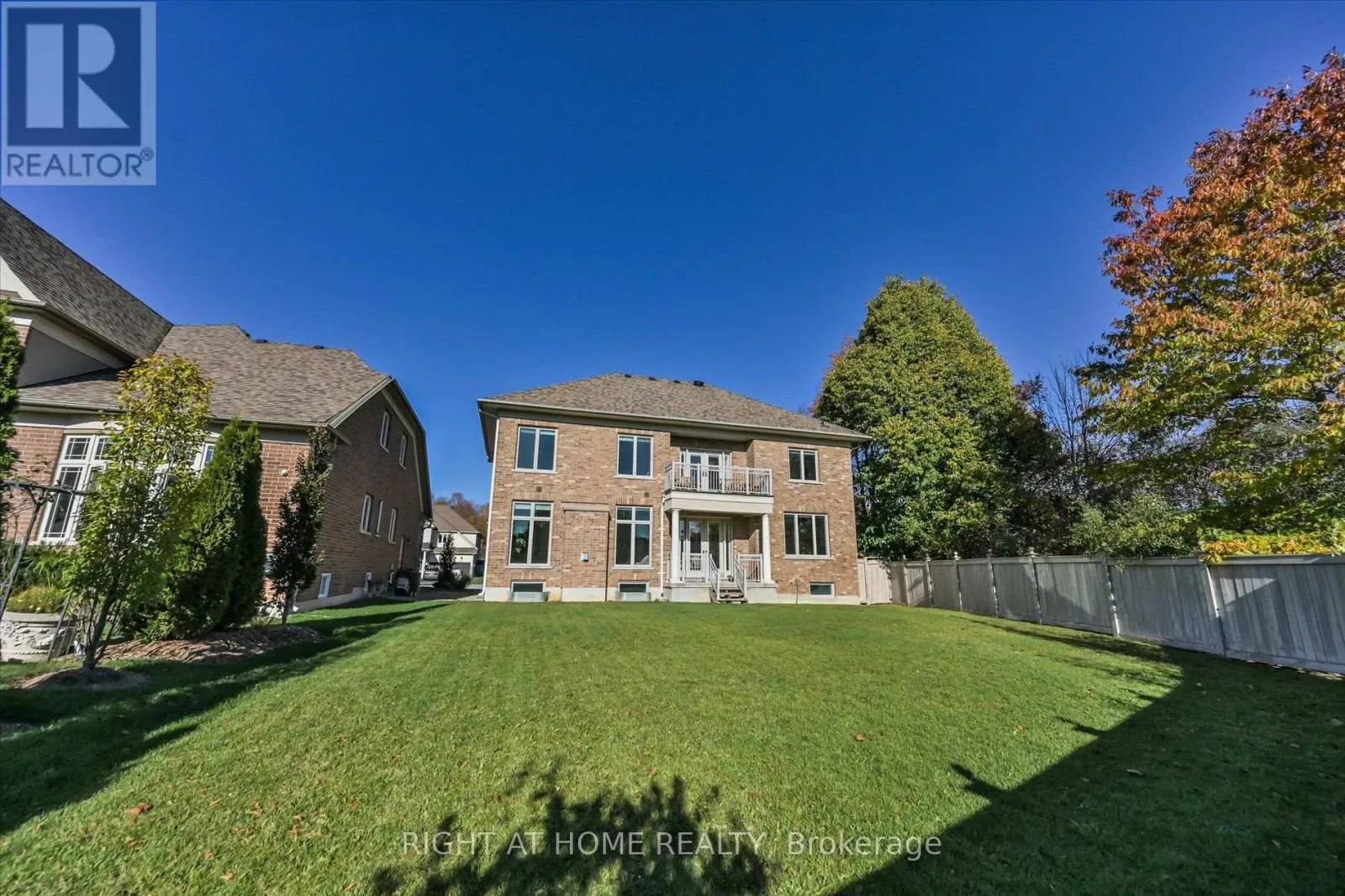 25 WEDGEPORT COURT