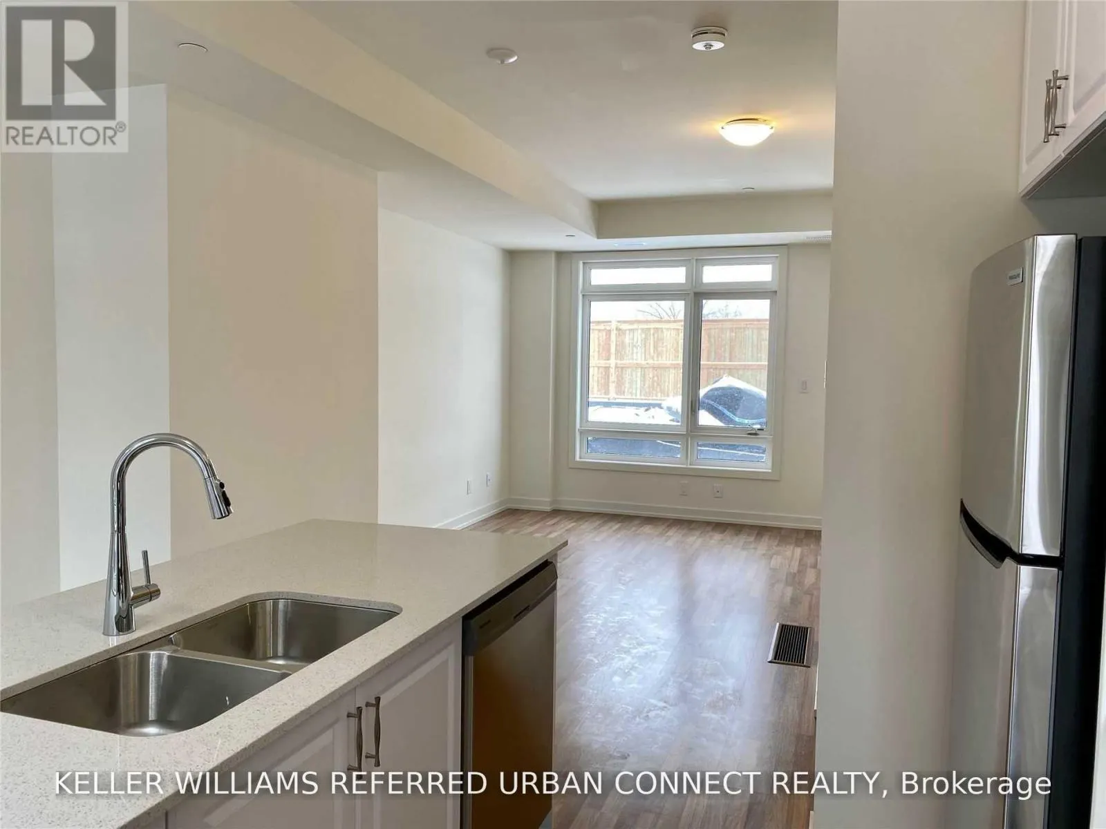 SUITE 6 - 370H RED MAPLE ROAD