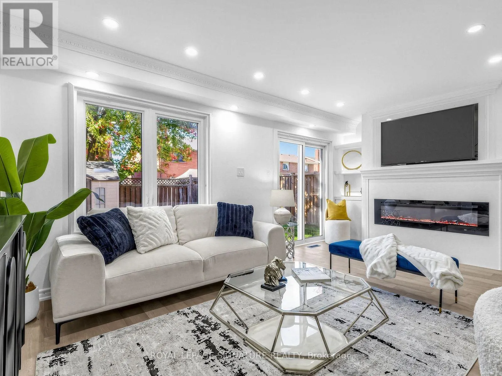 12 STRATHMORE DRIVE