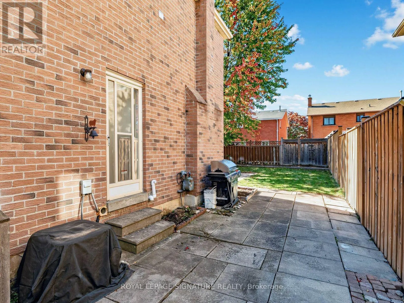 12 STRATHMORE DRIVE