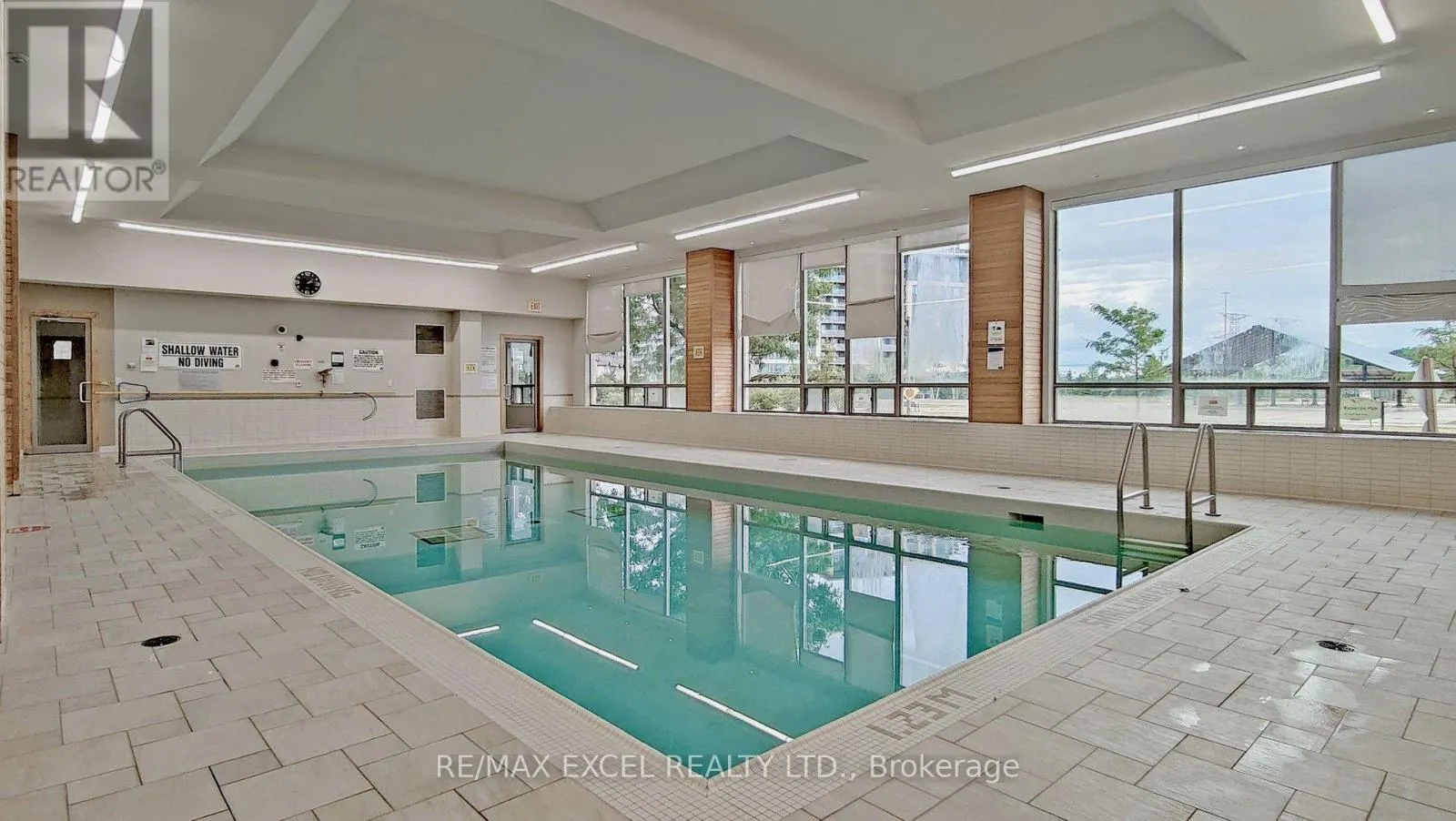 202 - 37 GALLERIA PARKWAY