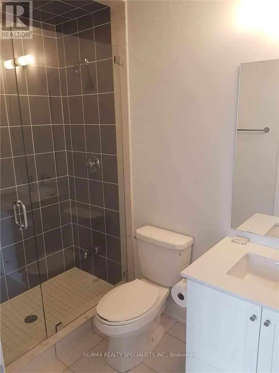 205 - 9560 ISLINGTON AVENUE
