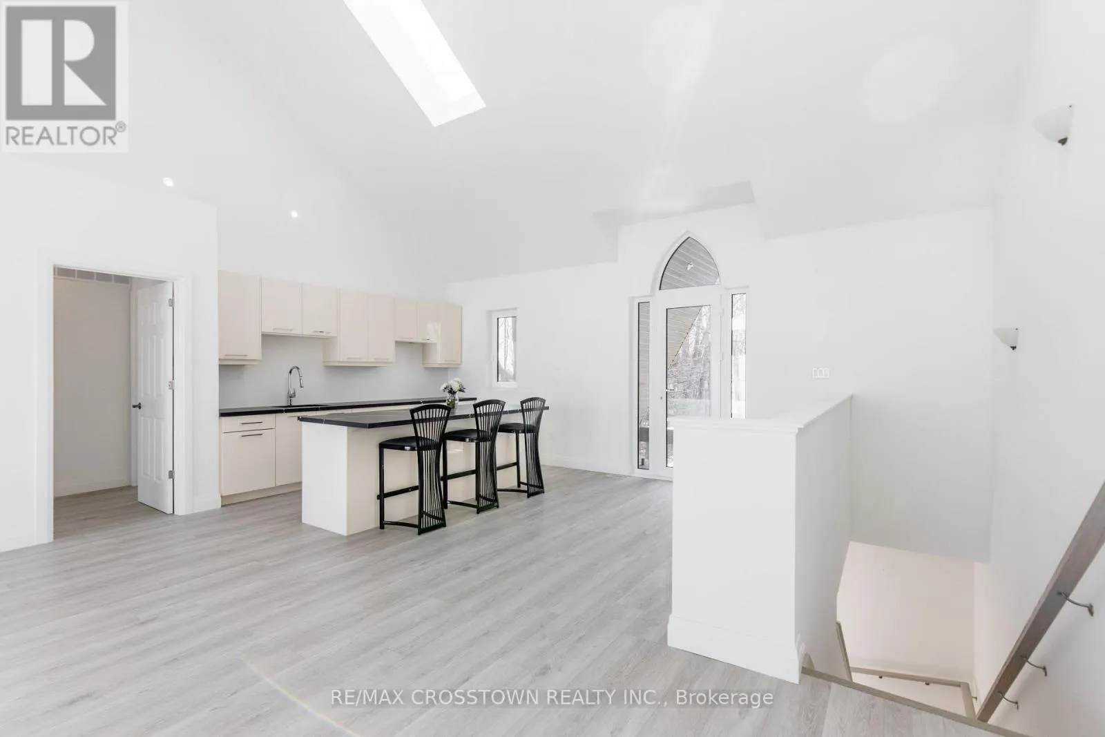 178 MOORES BEACH ROAD