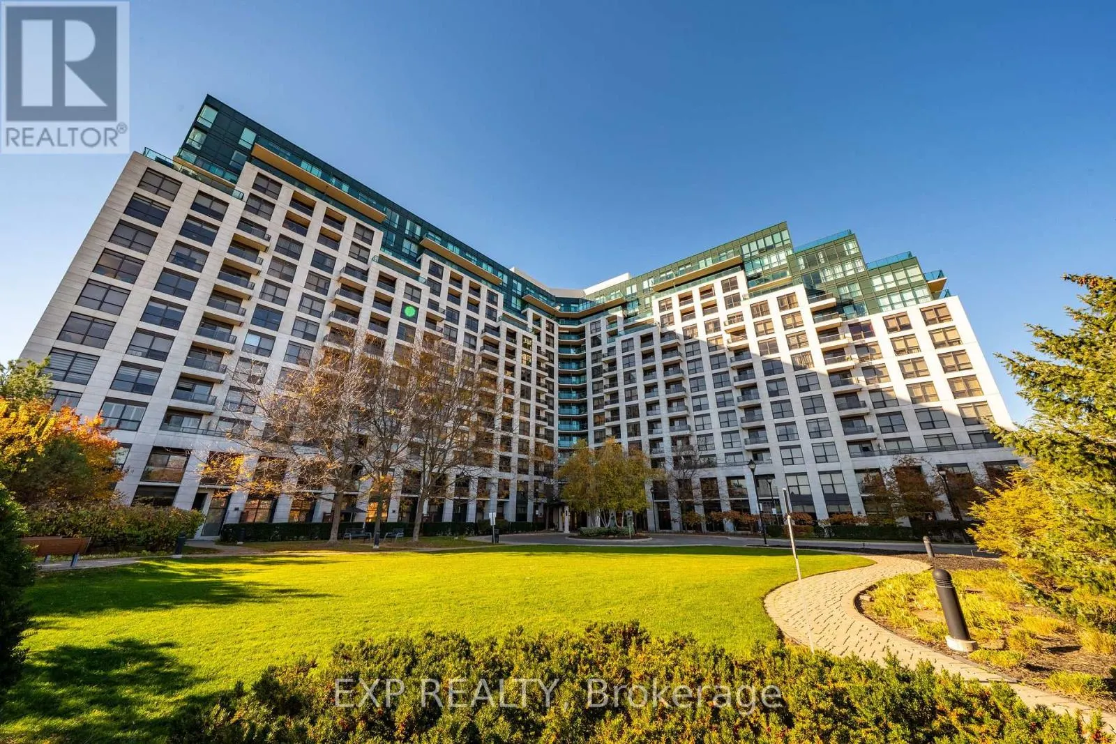 427 - 18 HARDING BOULEVARD W