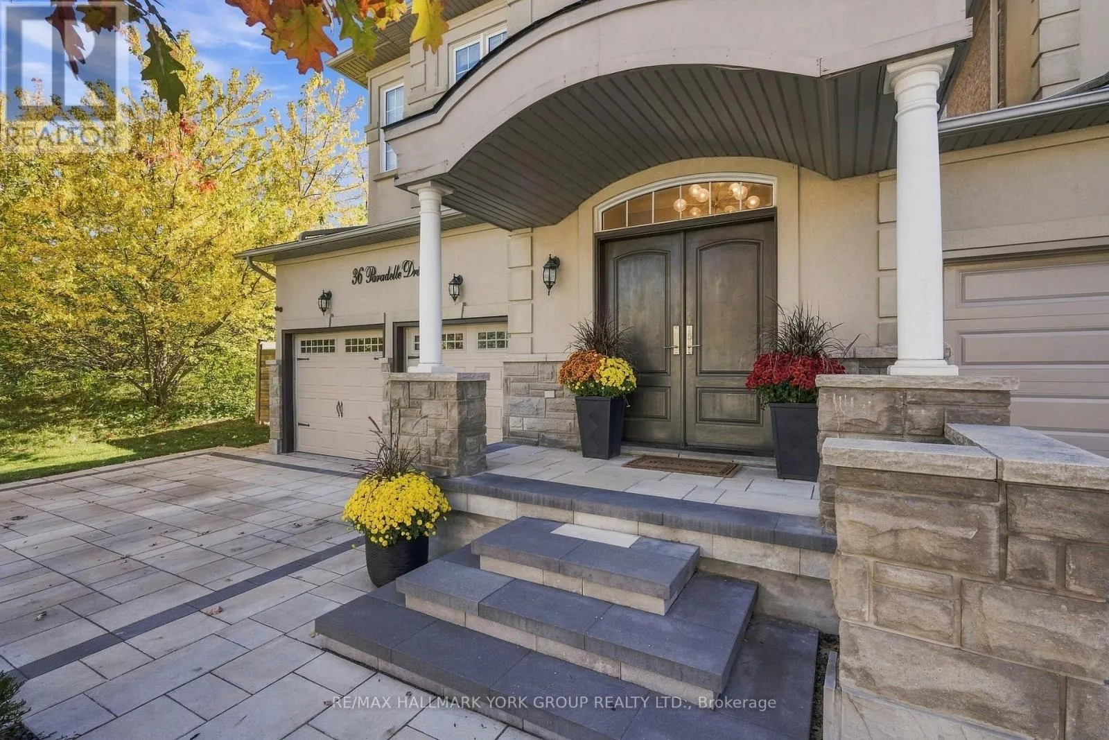 36 - 280 PARADELLE DRIVE