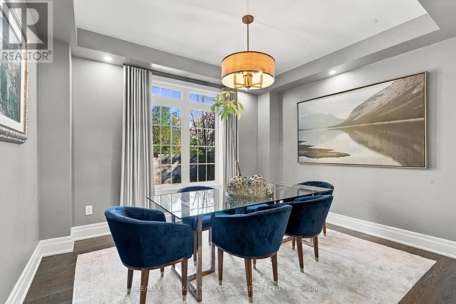 36 - 280 PARADELLE DRIVE