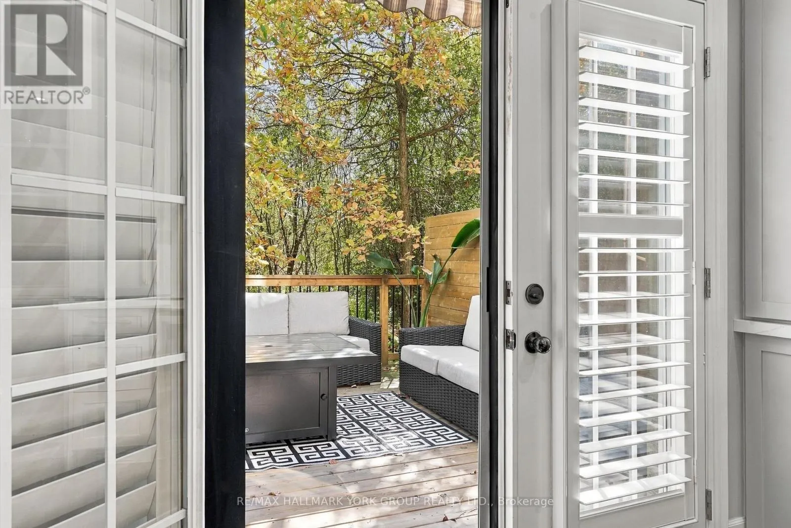 36 - 280 PARADELLE DRIVE