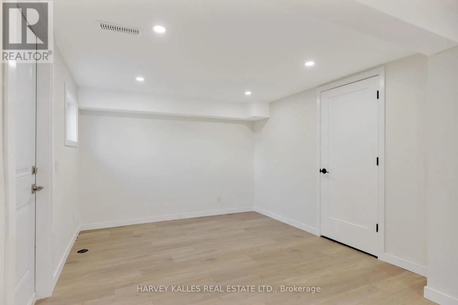 23 COG HILL DRIVE