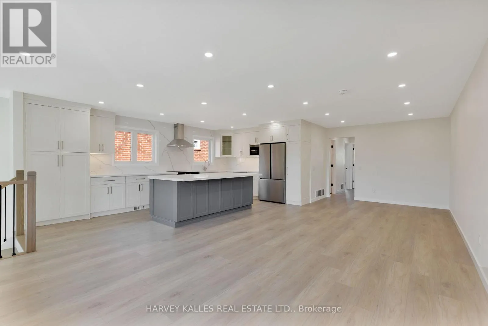 23 COG HILL DRIVE