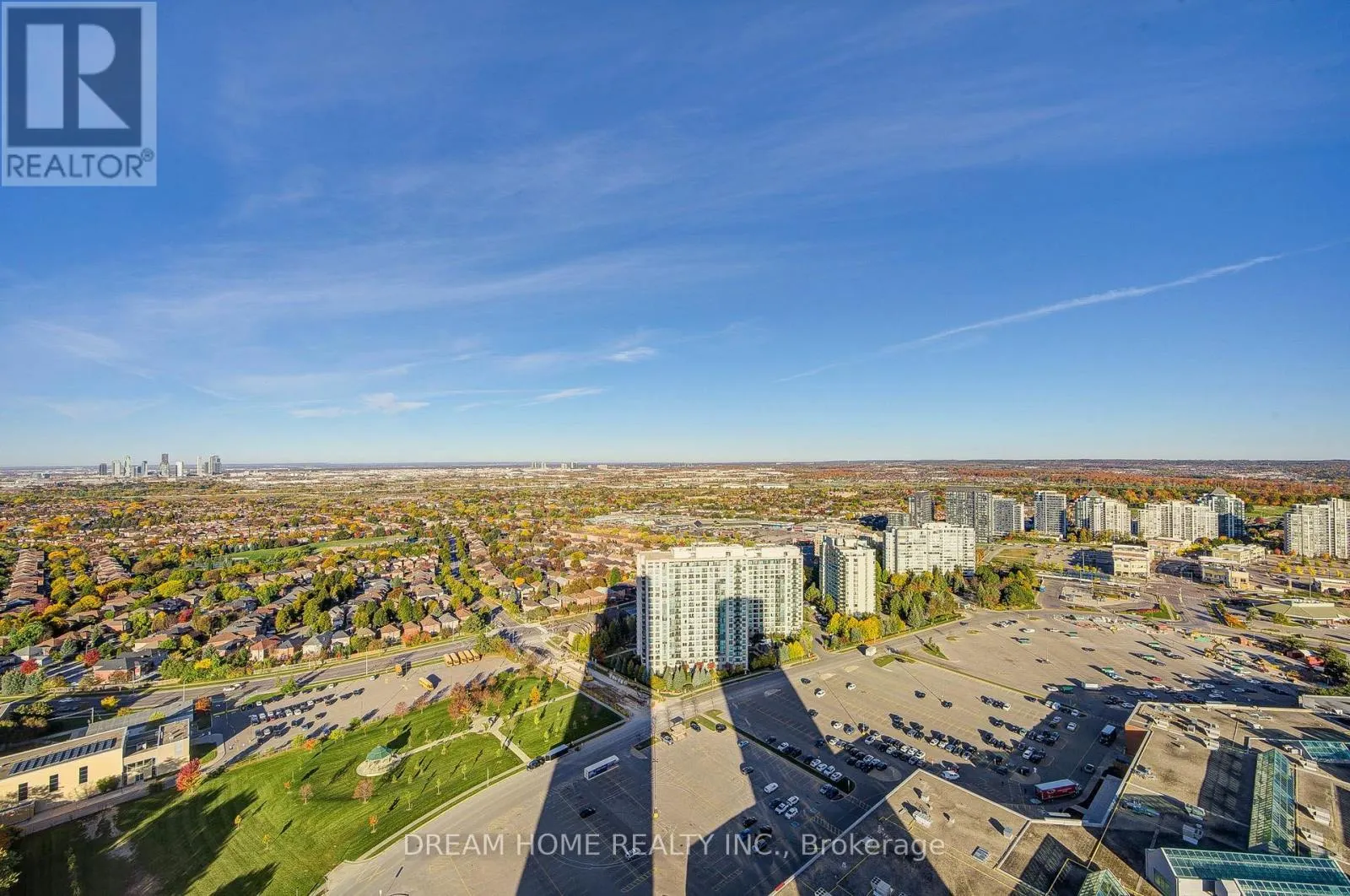 3407 - 30 UPPER MALL WAY