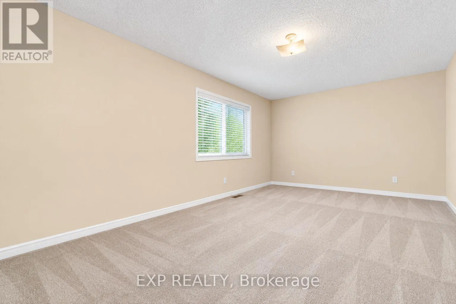 42 KAITLIN DRIVE