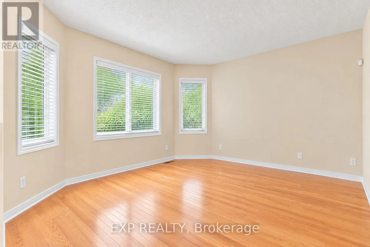 42 KAITLIN DRIVE