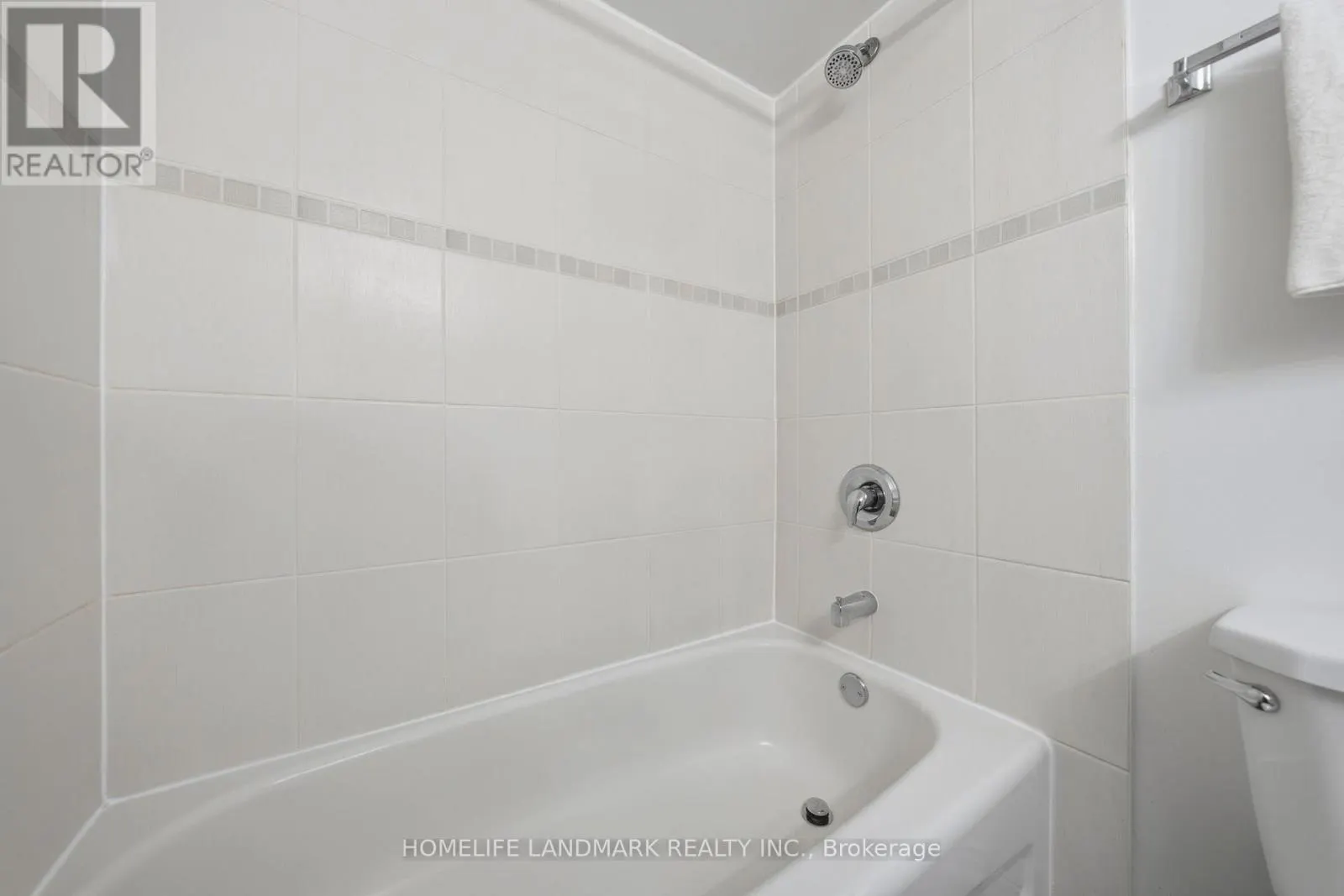 309 - 260 DAVIS DRIVE
