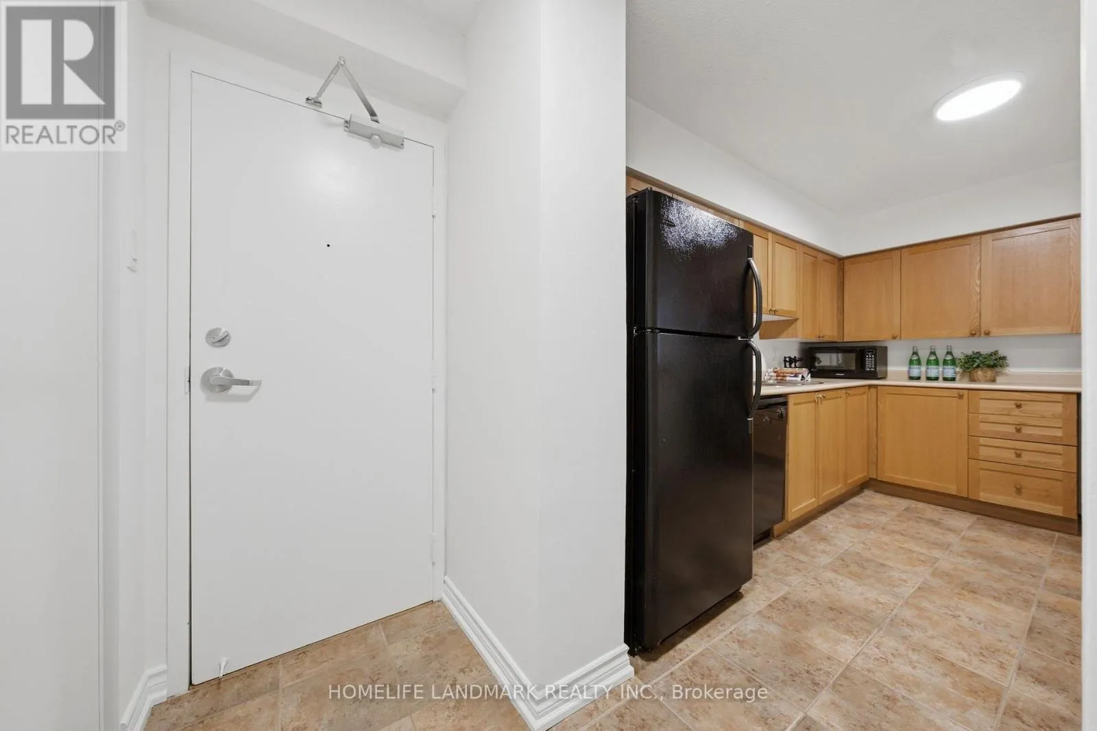 309 - 260 DAVIS DRIVE