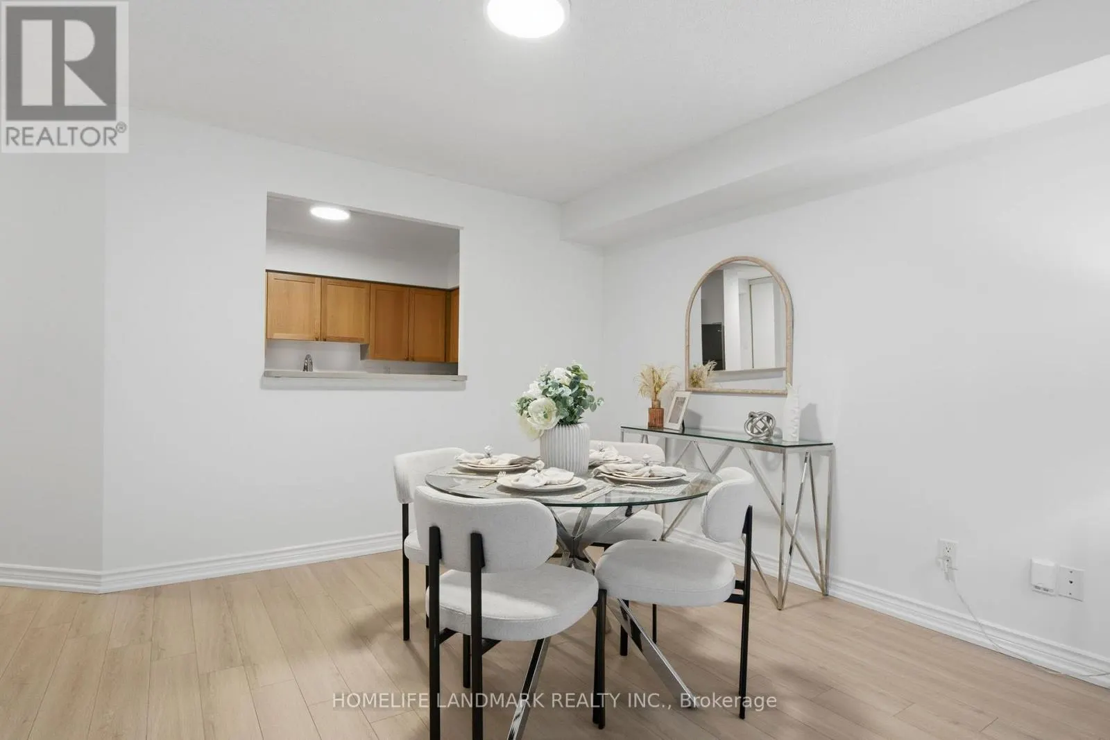 309 - 260 DAVIS DRIVE