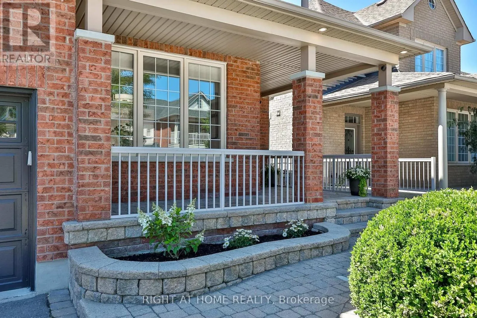 9 GRAND OAK DRIVE