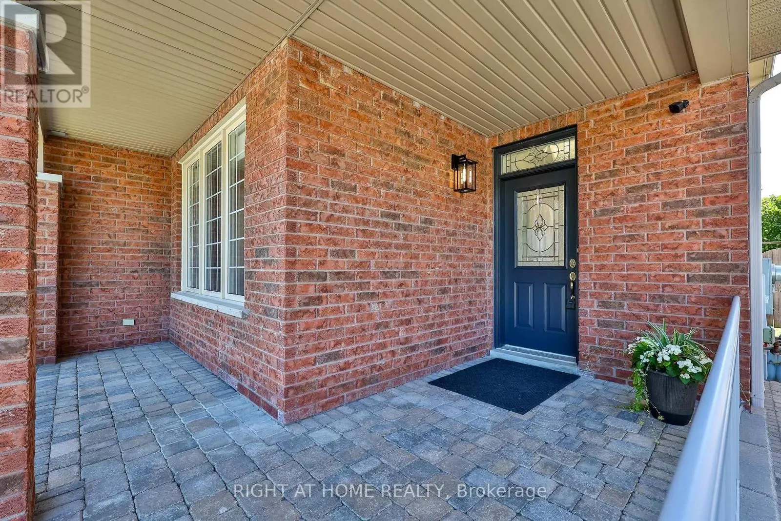 9 GRAND OAK DRIVE