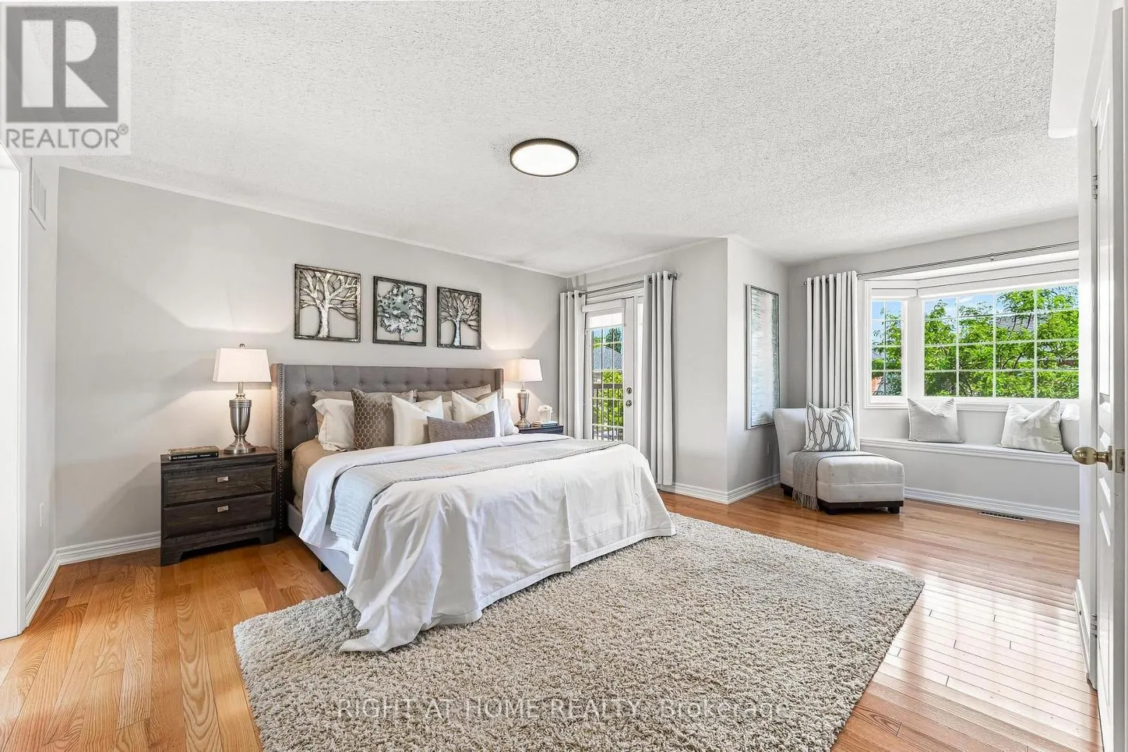 9 GRAND OAK DRIVE