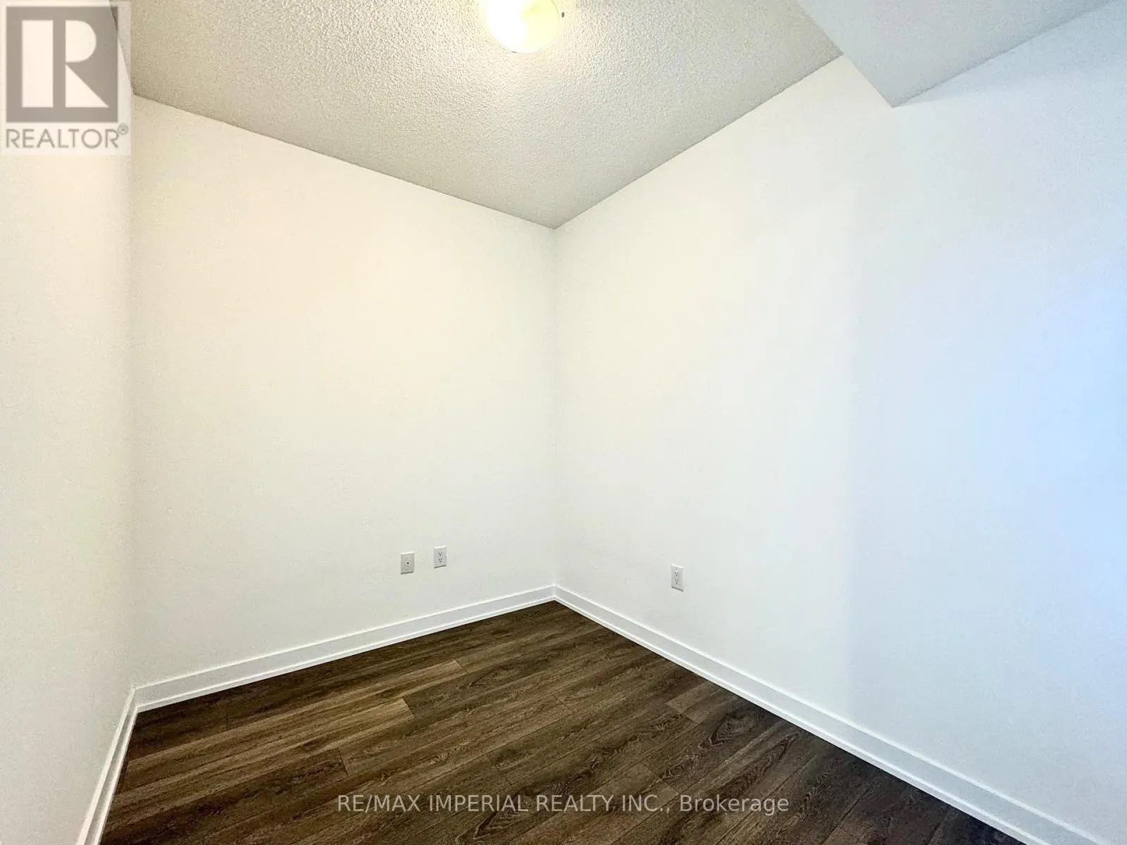 1606 - 10 HONEYCRISP CRESCENT