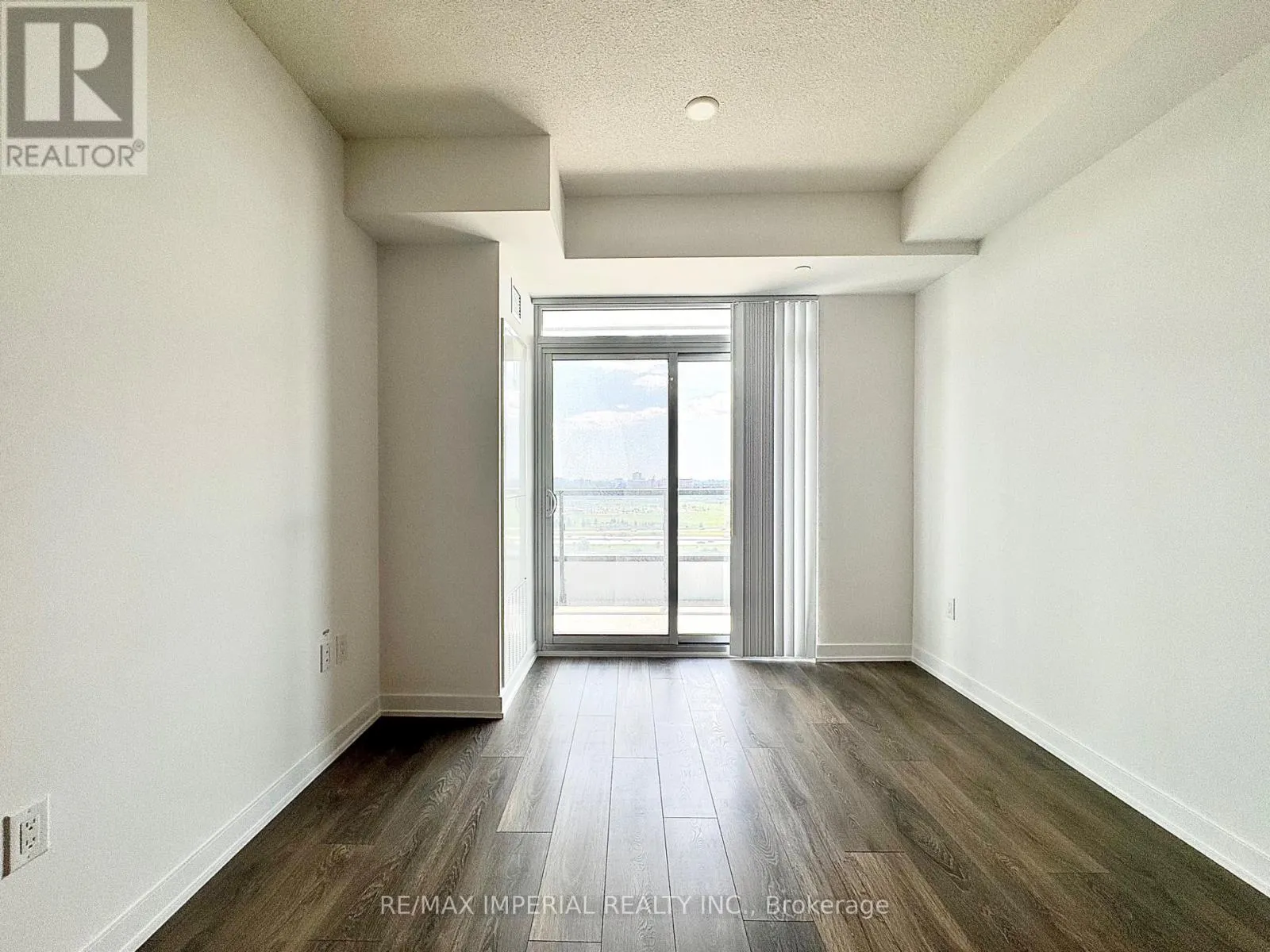 1606 - 10 HONEYCRISP CRESCENT