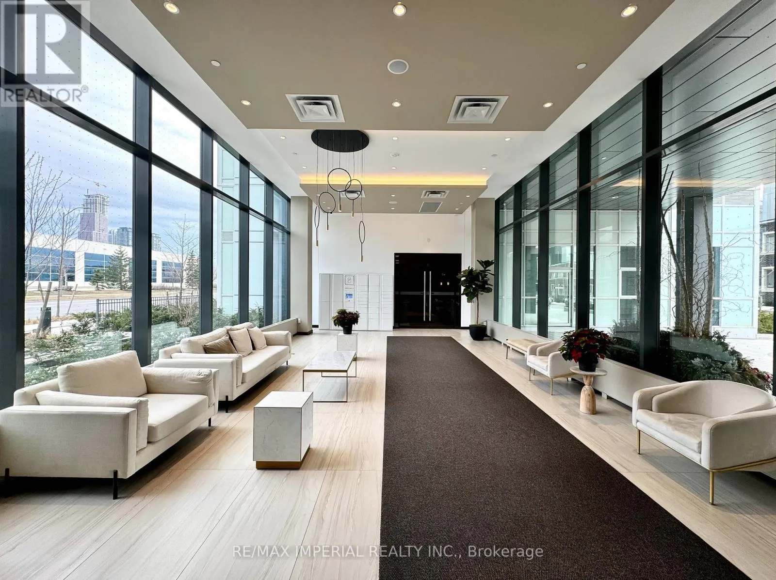 1606 - 10 HONEYCRISP CRESCENT