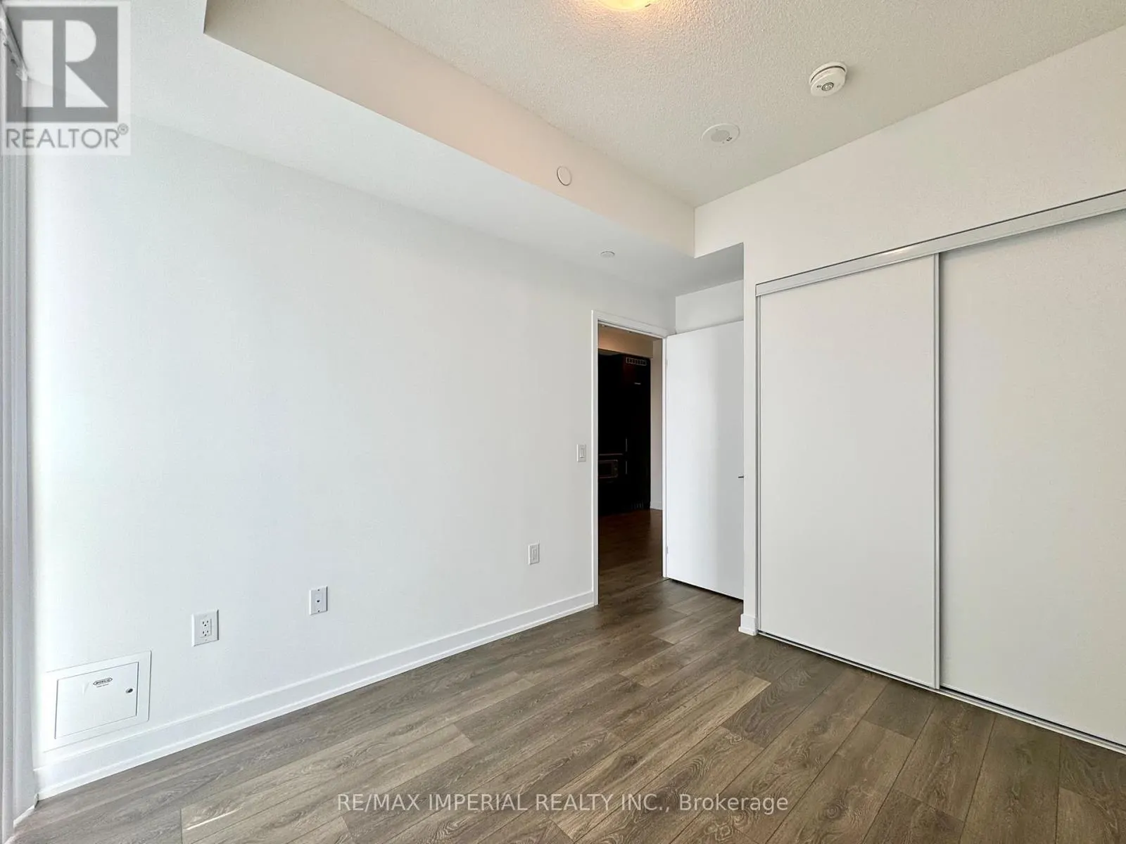 1606 - 10 HONEYCRISP CRESCENT