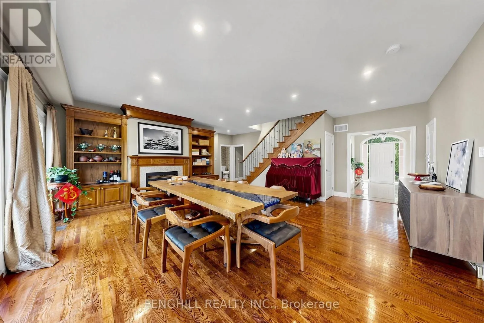 2 EARL COOK DRIVE