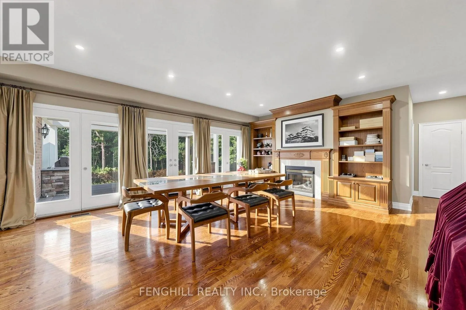 2 EARL COOK DRIVE